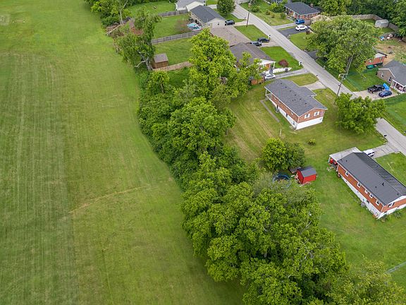 5th image of 138 Golfview Dr