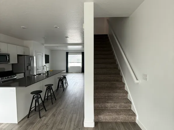 97 N Monitor Row, Saratoga Springs, UT 84045
