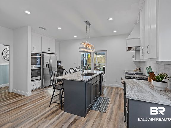4th image of 53 Echo Ln