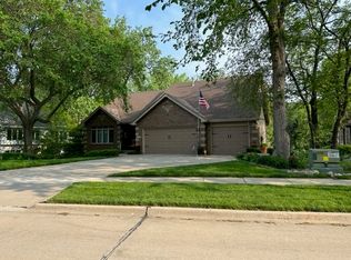 14983 Holcomb Ave, Clive, IA 50325