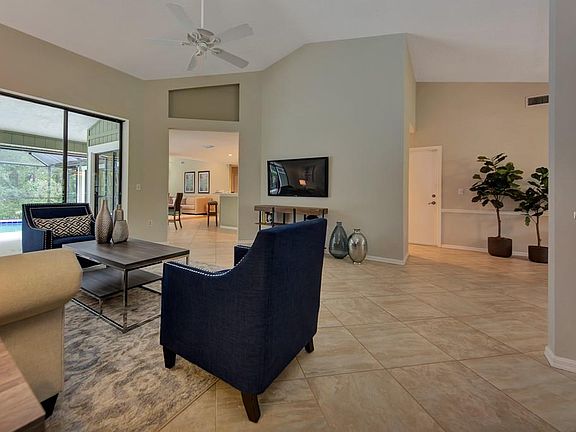 5th image of 721 Forestview Dr