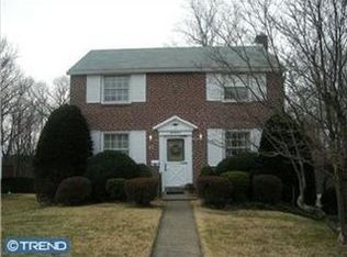 216 Midland Rd, Springfield, PA 19064