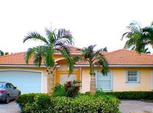 15763 SW 99th Ter, Miami, FL 33196