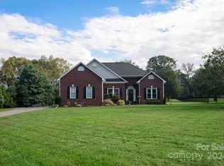 9532 Potter Rd, Matthews, NC 28104