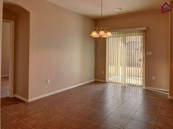 5th image of 2872 La Union Ct