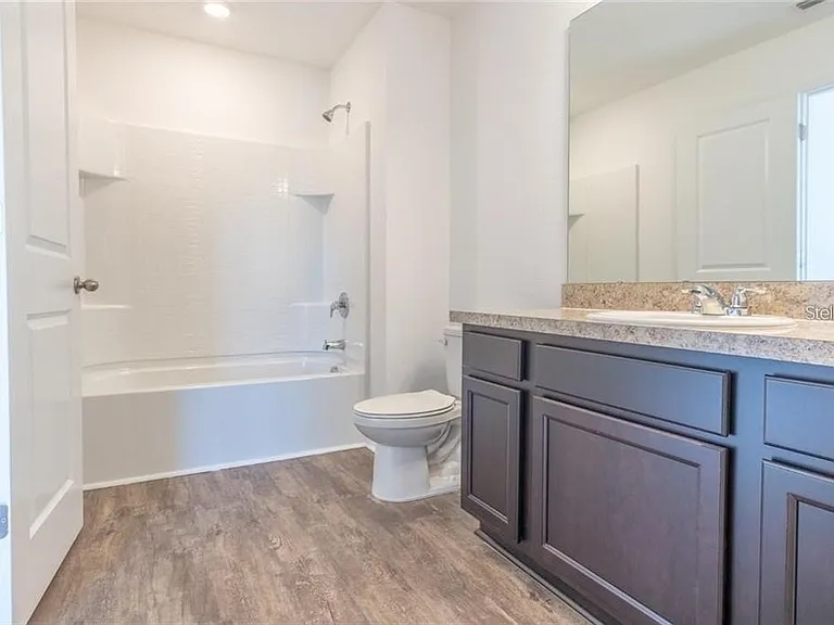 338 Madison Dr — Photo 5