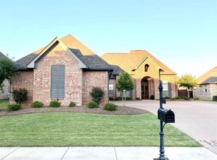 902 Topaz Ct, Flowood, MS 39232