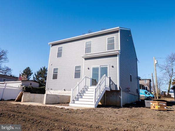 1016 Huntington Ave, Glendora, NJ 08029