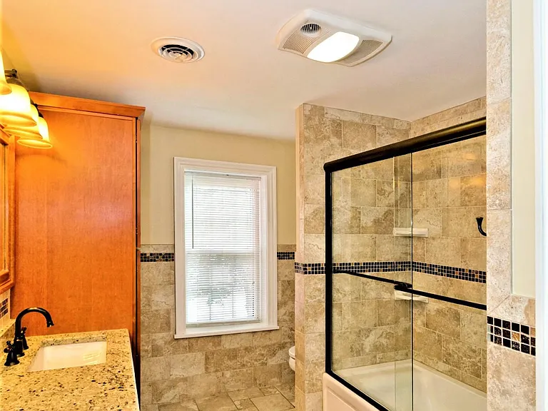 47 W Harrison St — Photo 16