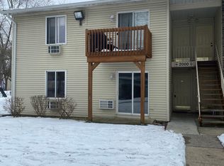 2000-107 Light Rd, Oswego, IL 60543