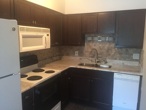 Unit B Kitchen