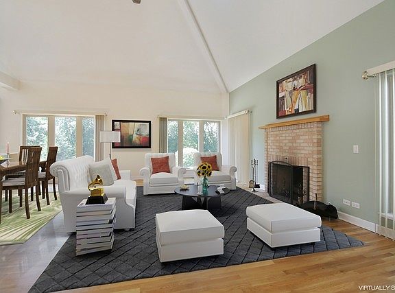 4th image of 9201 Nagle Ave