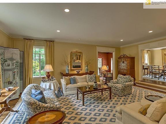 3rd image of 5322 Sunset Dr