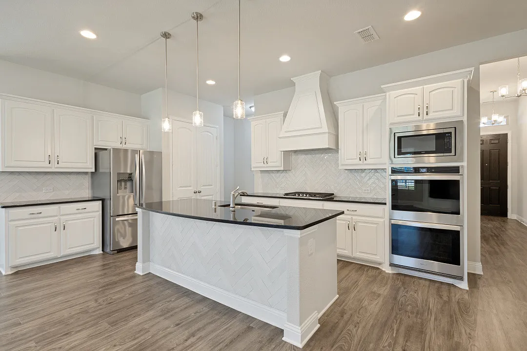 4 bed, 2511 sqft, $2,795 — Photo 4