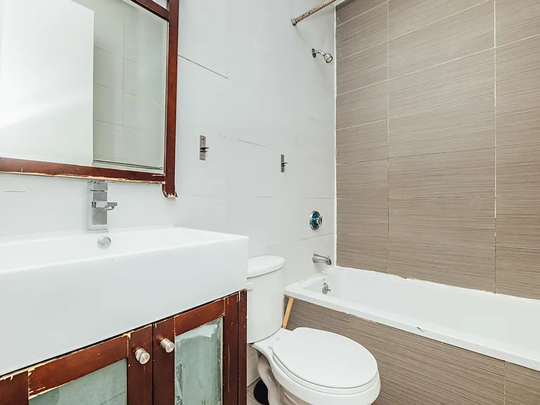 220 Bushwick Ave #4R — Photo 2