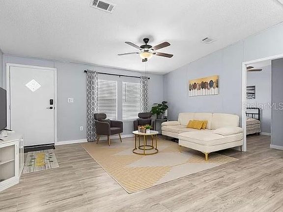 3rd image of 4884 Duncan Rd