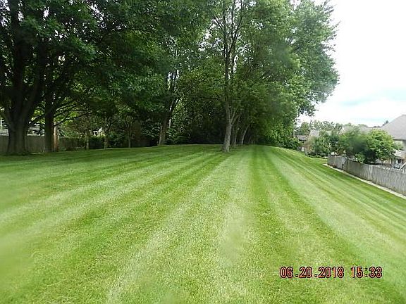 5th image of 121 W Ticonderoga Dr #8-J