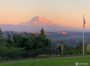 Pendell Heights, Edgewood, WA 98372