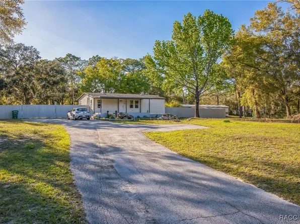 2276 N Reynolds Ave, Crystal River, FL 34428