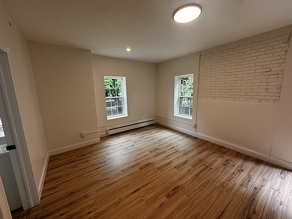 3rd image of 42 Johnston Ave #11594364