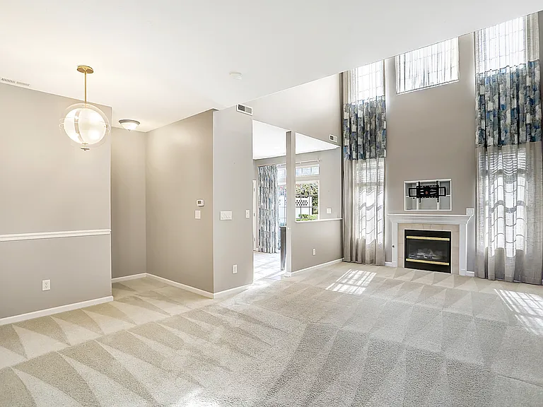4059 Weston Pointe Dr — Photo 8