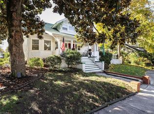 5 Magnolia Ct, Greensboro, NC 27401