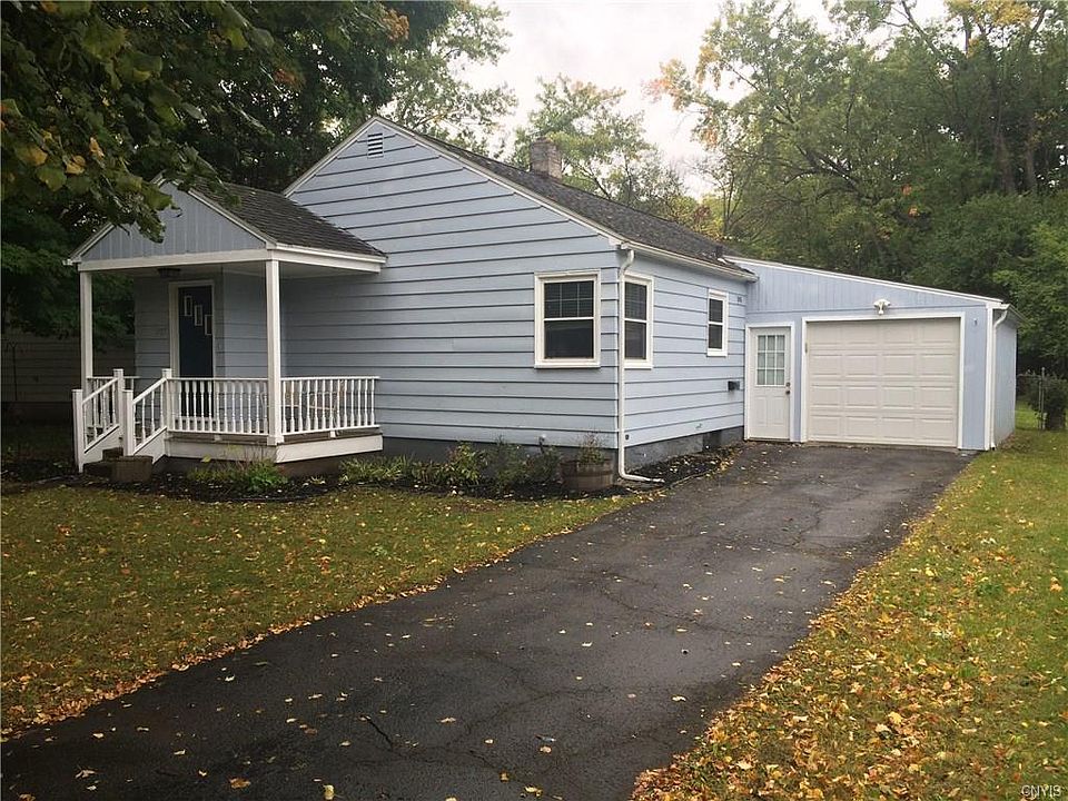 1st image of 1127 Meadowbrook Dr
