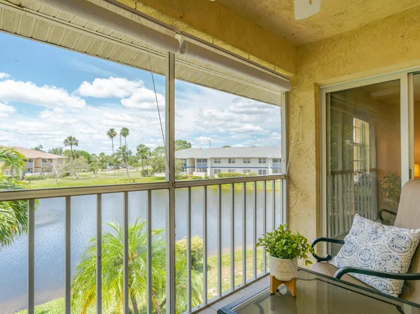 1563 SE Royal Green Circle #B-204, Port St Lucie, FL 34952