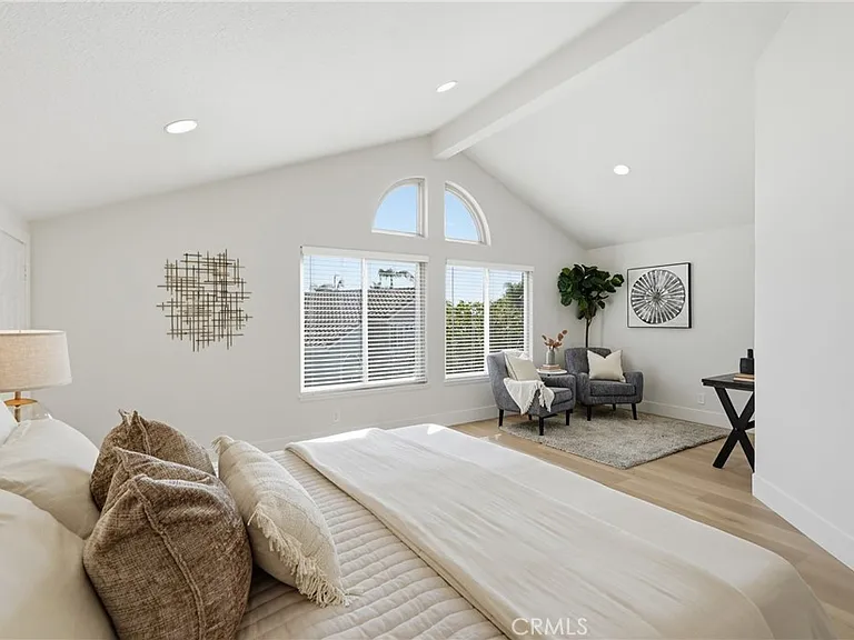 7 San Vincente — Photo 26