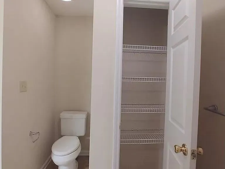 104 Brookfair Ln — Photo 13