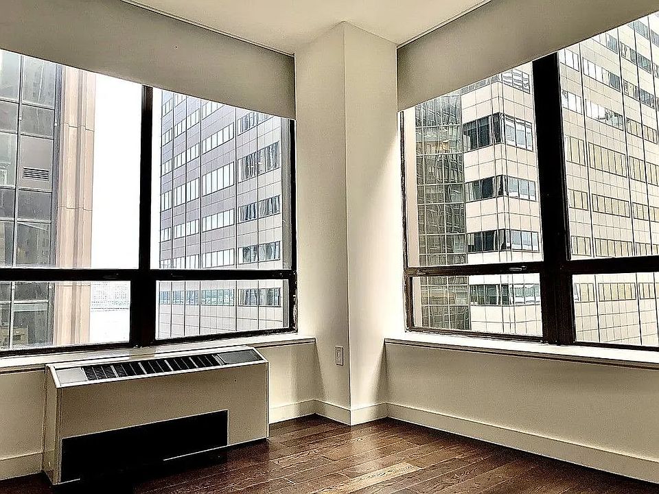1st image of 40 Water St Frnt 1
