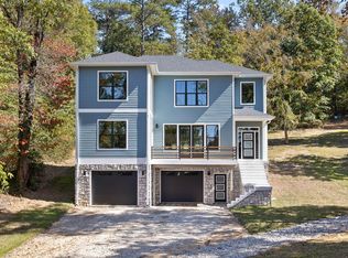 1221 King Arthur Rd, Chattanooga, TN 37421