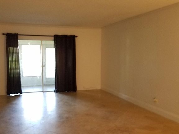 5th image of 2700 Casita Way APT 104