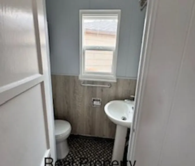 1380 N Sierra St #160 — Photo 5