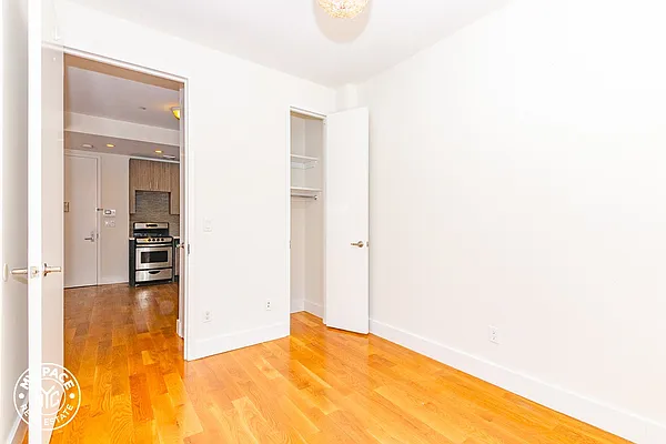 Rented by MySpaceNYC | media 61