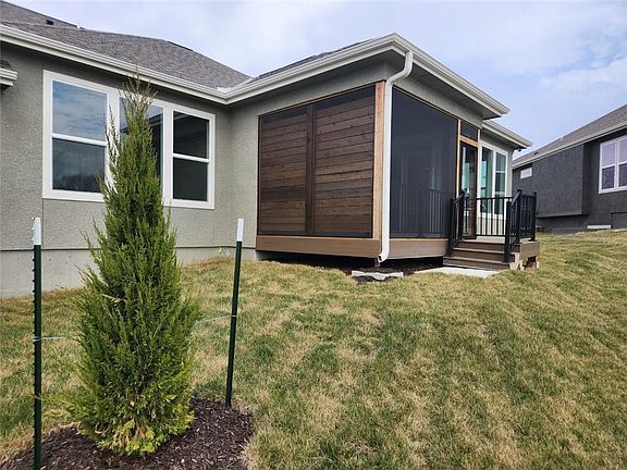 2nd image of 11562 S Olathe View Rd