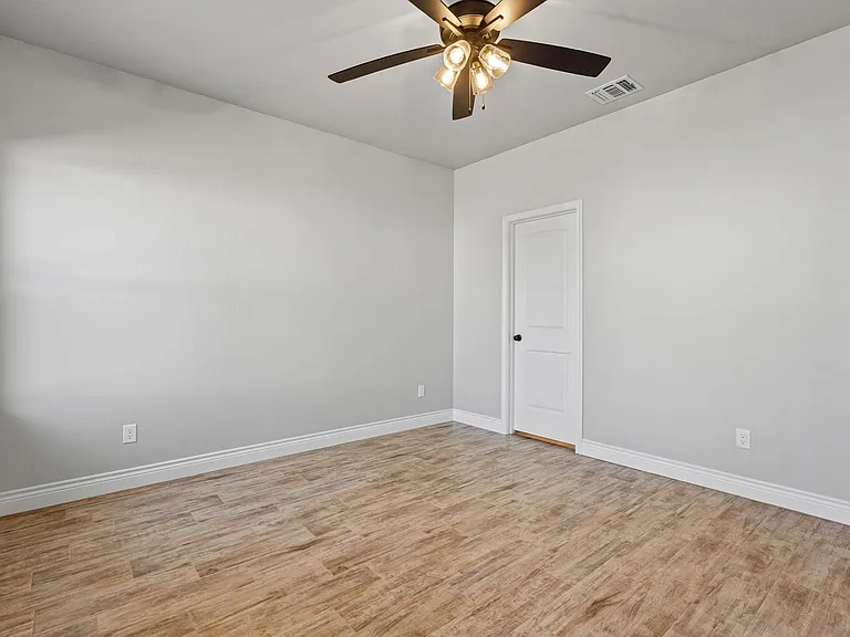 3400 Hilltop Rd — Photo 24
