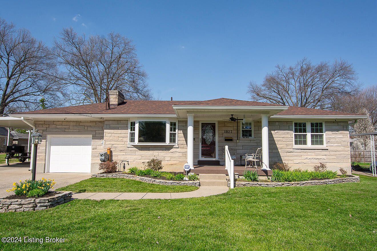 1927 Upper Hunters Trce, Louisville, KY 40216 Zillow