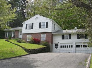 99 Buxton Hill Rd, Williamstown, MA 01267