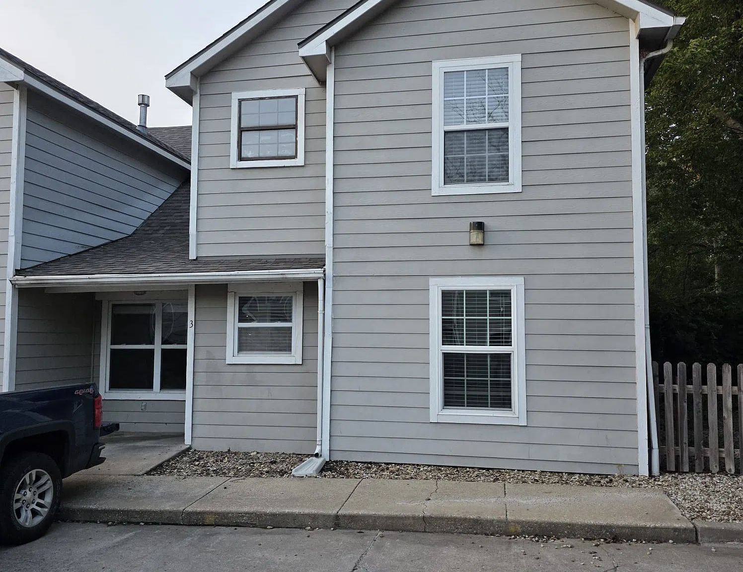 4 bed, 1700 sqft, $1,850 — Photo 1