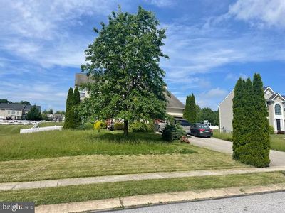 300 Palomino Dr, York, PA, 17402
