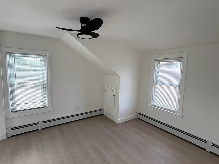 105 Beacon Ave #3 — Photo 12