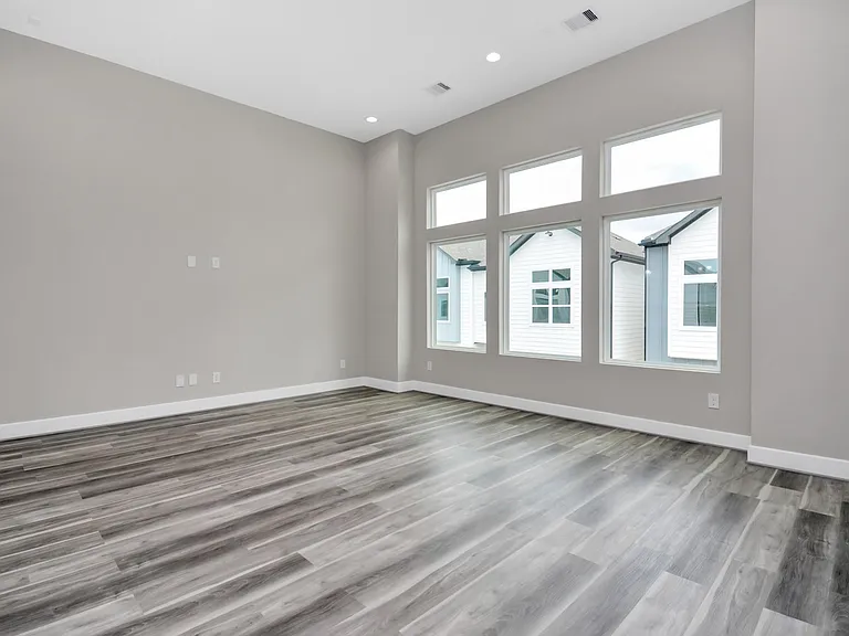 2903 Sherwood Green Ln — Photo 19