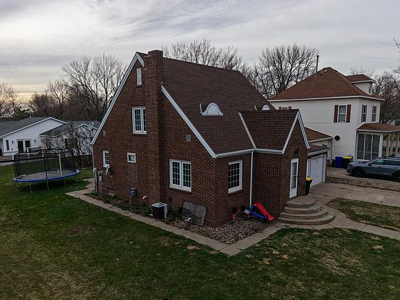 2nd image of 540 Columbus Ave