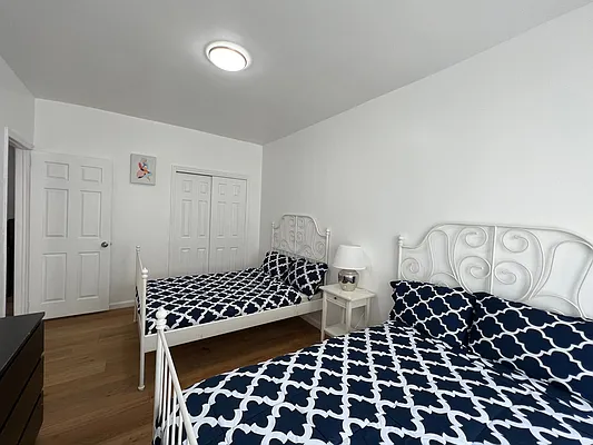 Rented by Oxford Property Group | media 12