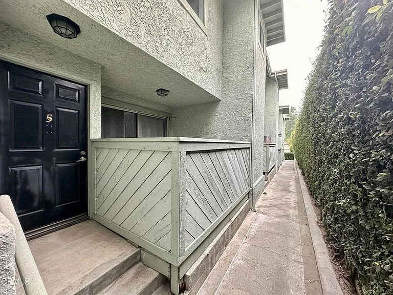 1454 E Orange Grove Blvd #5 — Photo 28