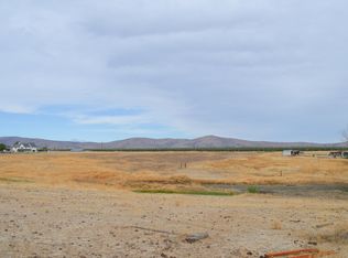 Cottonwood Ln, Yakima, WA 98908