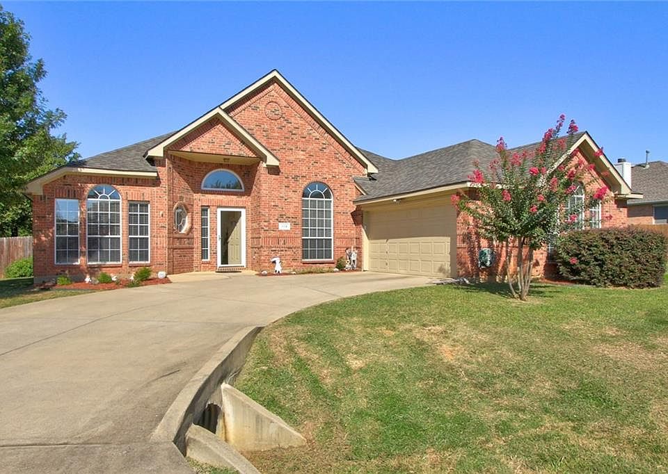 1st image of 114 Dogwood Trl