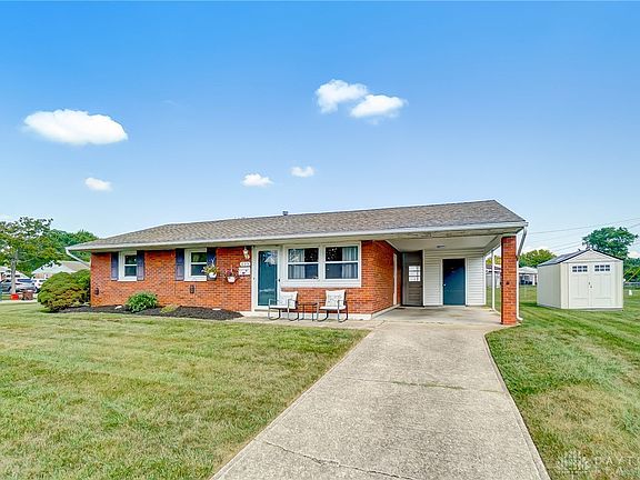 2nd image of 635 Cyril Ct