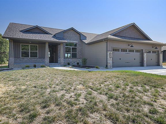 2nd image of 604 Briar Meadow Ct